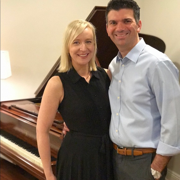 Meet your Posher, Sandy - Picture 2 of 3